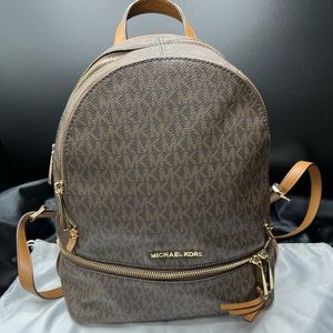 MICHAEL MICHAEL KORS Rhea Medium Logo Backpack - EUC